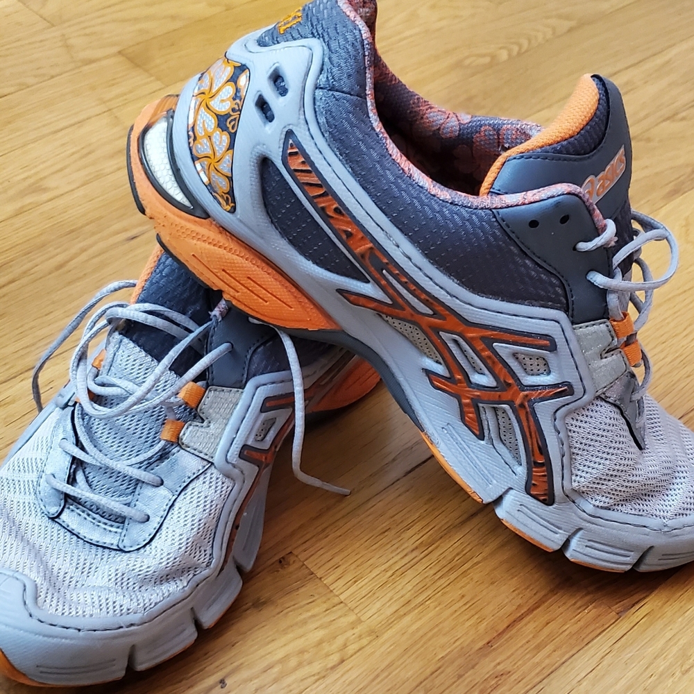 Asics Women's 10